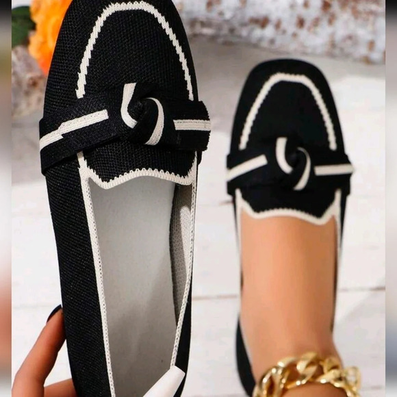 New Arrival Flat Pointed Toe Loafers For Women, Suitable For All Seasons - Picture 1 of 6